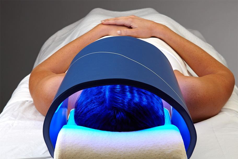 Using Celluma Light Therapy for Treating Face Wrinkles